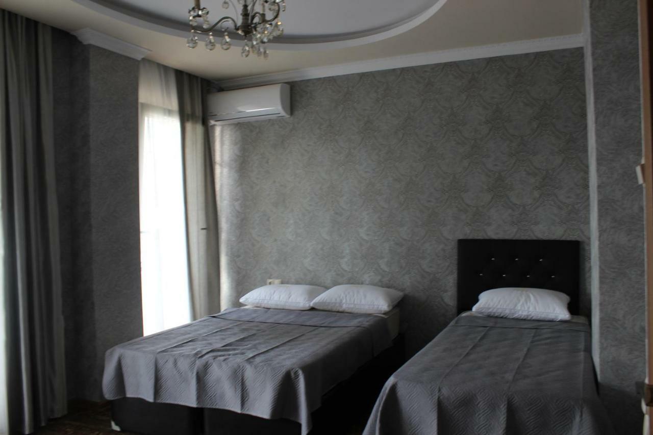 Union Hotel บาทูมิ ภายนอก รูปภาพ