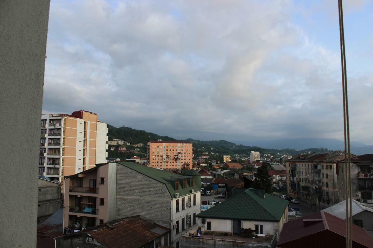 Union Hotel บาทูมิ ภายนอก รูปภาพ