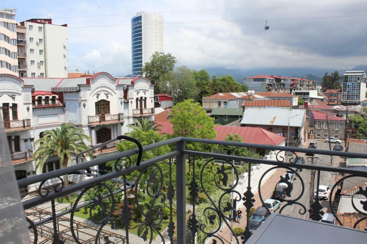 Union Hotel บาทูมิ ภายนอก รูปภาพ